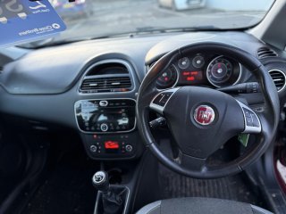 /photos/10973/5e2aca7a-7d10-dbad-dab4-95c5cc423550_i320x240.jpg