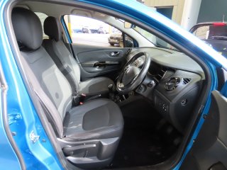 /photos/10973/88095237-08e8-7595-4be2-f3bd189429a6_i320x240.jpg