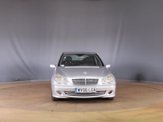 /photos/10973/9a709e8e-b1ef-7f27-a30e-f93bf9ebde20_i320x240.jpg